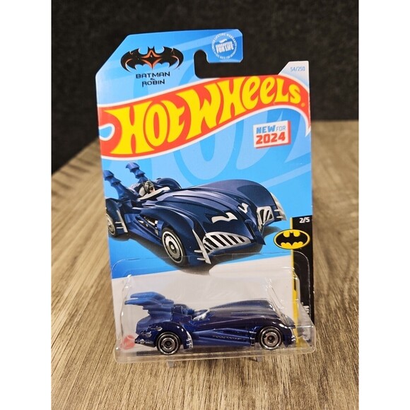 Hot Wheels Batman & Robin Mobile  1:64 Diecast Toy Car 2024 - Picture 1 of 5